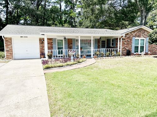 8425 Deerwood Drive, North Charleston, SC, 29406 | Card Image