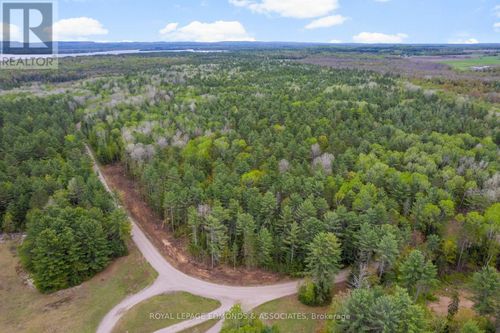 00 Nangor Trail, Westmeath, ON, K0J2L0 | Card Image