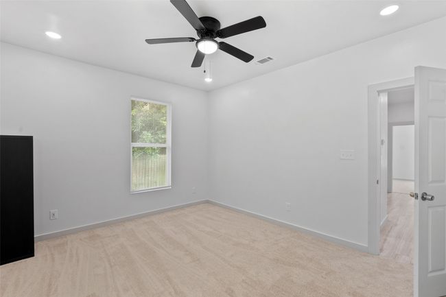 4166 Gladewater Rd, House other with 3 bedrooms, 2 bathrooms and null parking in Dallas TX | Image 23
