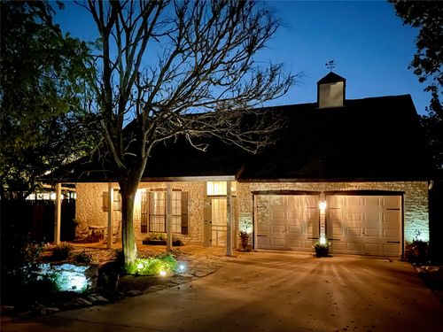 3098 Cutaway Cv, Round Rock, TX, 78681-3811 | Card Image