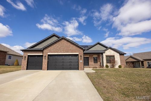8521 Terracotta Pl, O Fallon, IL, 62269-4135 | Card Image