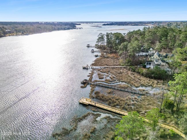 Community Dock | Image 24