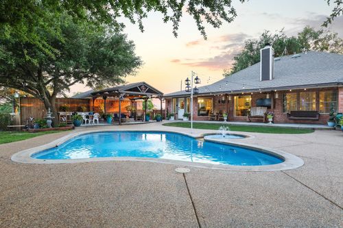 981 County Road 4918, Trenton, TX, 75490-7252 | Card Image