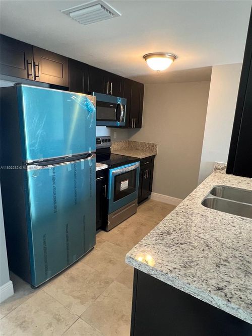 apt-12-1955 Nw 5th Pl, Miami, FL, 33136-1257 | Card Image