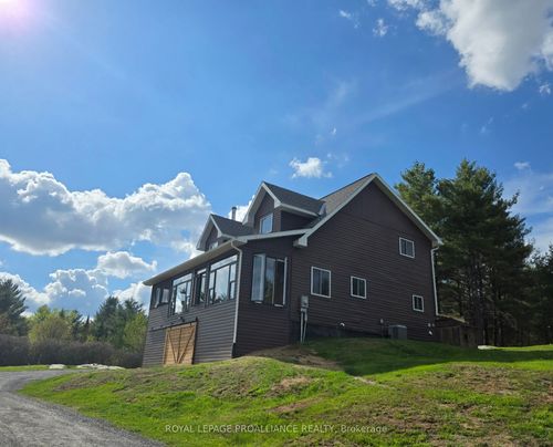 340 Deer Rock Lake Rd, Addington Highlands, ON, K0H1P0 | Card Image