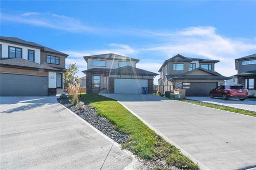 22 Mccrindle Bay, Winnipeg, MB, R3R3Z7 | Card Image