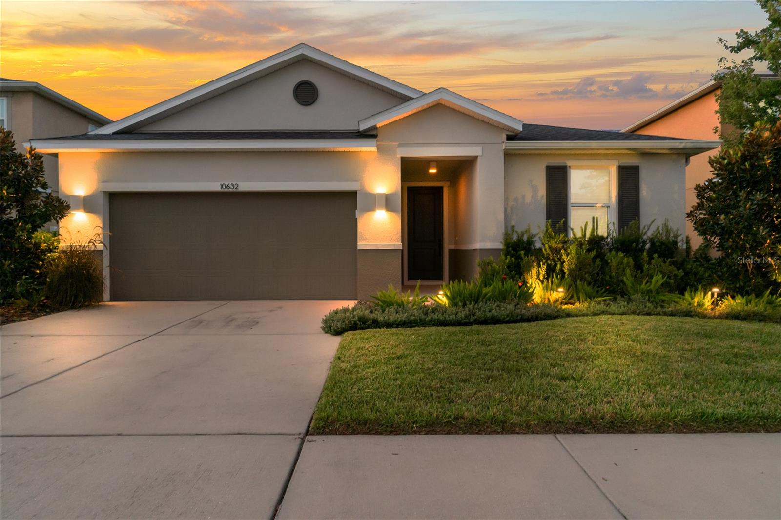Laguna Plains Dr, Riverview, FL 33578
