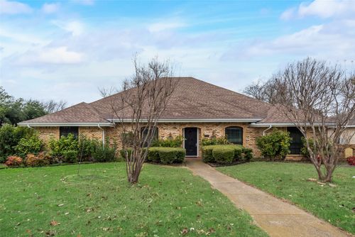 923 S Greenstone Ln, Duncanville, TX, 75137-2113 | Card Image