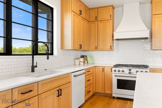 557 St Andrews Dr, House other with 6 bedrooms, 5 bathrooms and null parking in Bozeman MT | Image 9