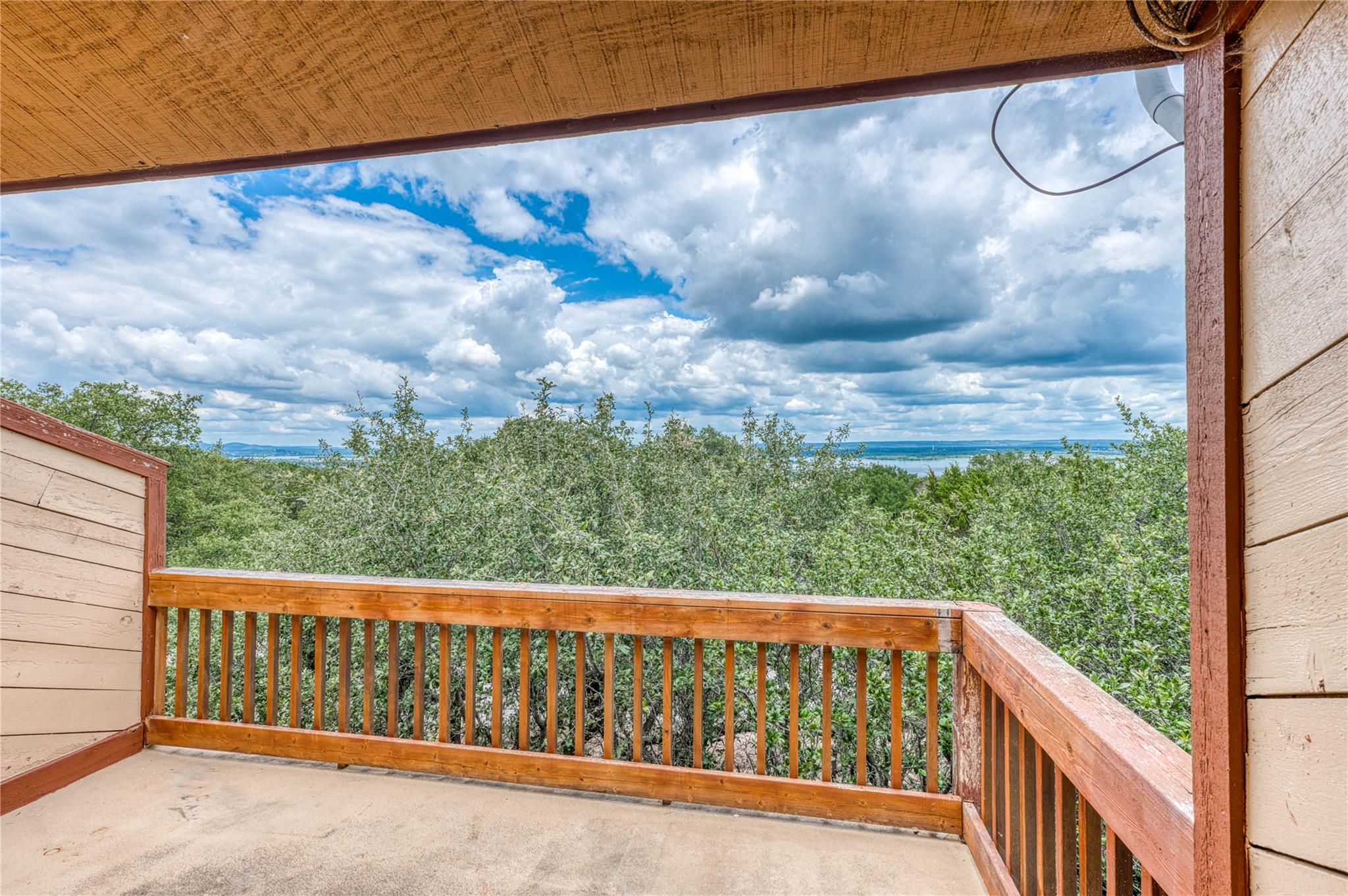 Residential Lease in Horseshoe Bay 3