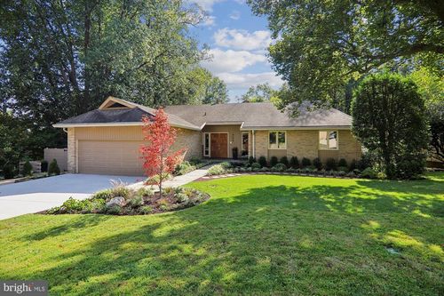 6204 Clearwood Rd, BETHESDA, MD, 20817-5633 | Card Image