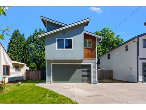 a-1822 E 33rd St, Vancouver, WA, 98663-2506 | Card Image