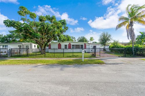 1920 Nw 134th St, Miami, FL, 33167 | Card Image