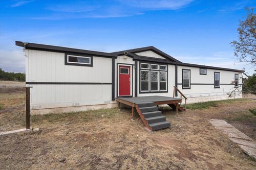 3992 Martinez Rd W, Edgewood, NM, 87015-7024 | Card Image