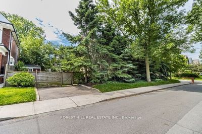 301 Sunnyside Ave, House other with 4 bedrooms, 4 bathrooms and 2 parking in Toronto ON | Image 2