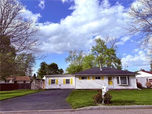 24 Garden St, Geneva, NY, 14456-2126 | Card Image