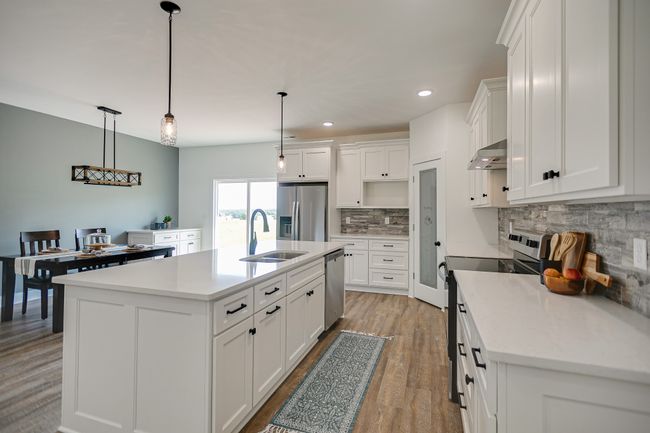 1020 Loggins Rd, House other with 4 bedrooms, 3 bathrooms and 1 parking in Charlotte TN | Image 12