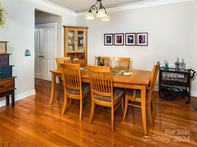 130 Harrop Dun Ct, House other with 3 bedrooms, 3 bathrooms and null parking in Biltmore Lake NC | Image 4