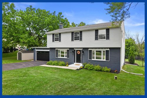 N113W13033 Crestview Dr, Germantown, WI, 53022-3604 | Card Image