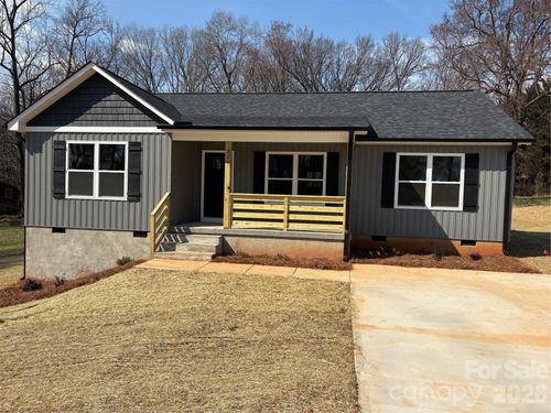 326 S Greenbriar Rd, Statesville, NC, 28625-4720 | Card Image