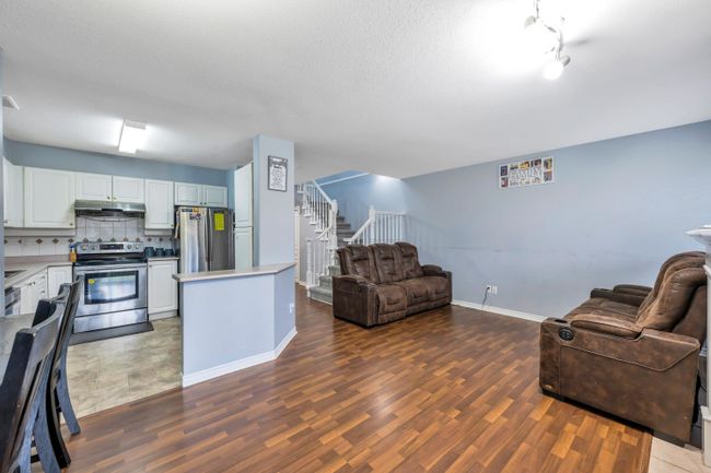 36 - 13499 92 Avenue, Townhouse with 3 bedrooms, 2 bathrooms and 2 parking in Surrey BC | Image 7