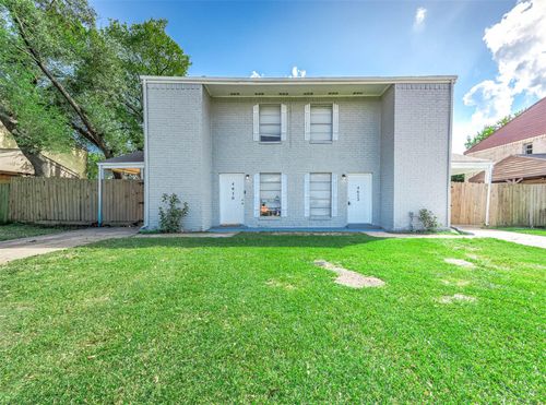 4610 W Orange St, Pearland, TX, 77581-3344 | Card Image