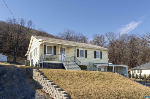906 Alta St, Staunton, VA, 24401-4910 | Card Image