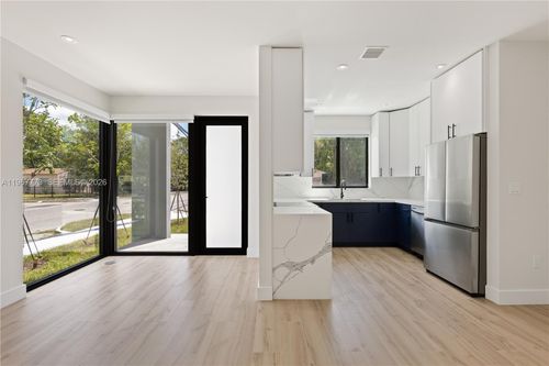 0-6852 Nw 4th Ave, Miami, FL, 33150-3931 | Card Image