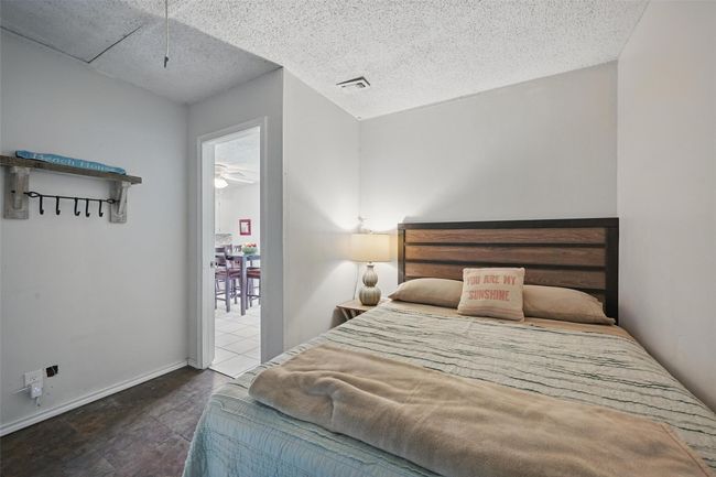 501 Cortes St, House other with 5 bedrooms, 3 bathrooms and null parking in Krugerville TX | Image 28