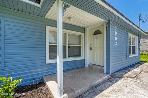 1962 Burkholder Cir W, Jacksonville, FL, 32216-4476 | Card Image