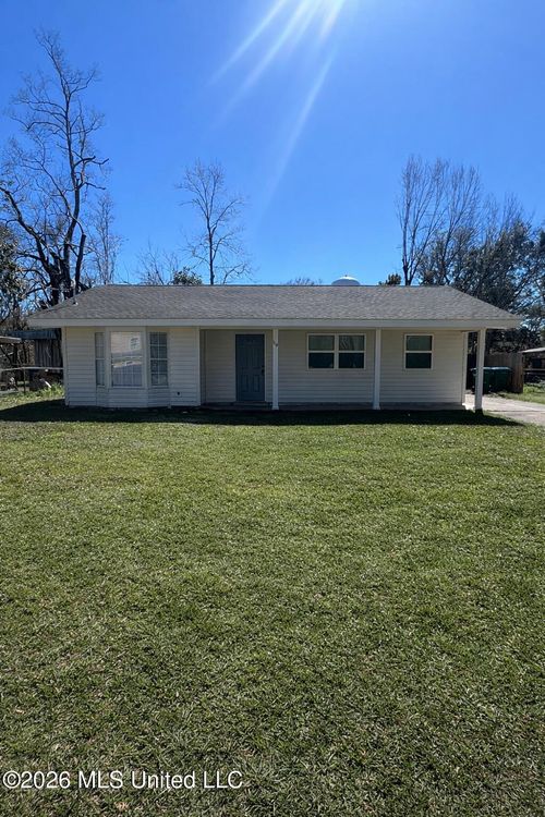 114 Woodland Circle, Ocean Springs, MS, 39564 | Card Image