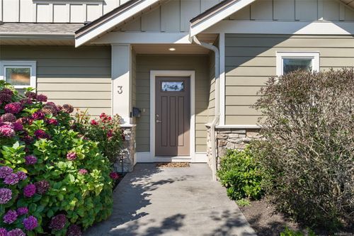 3-2449 Malaview Ave, Sidney, BC, V8L2G4 | Card Image