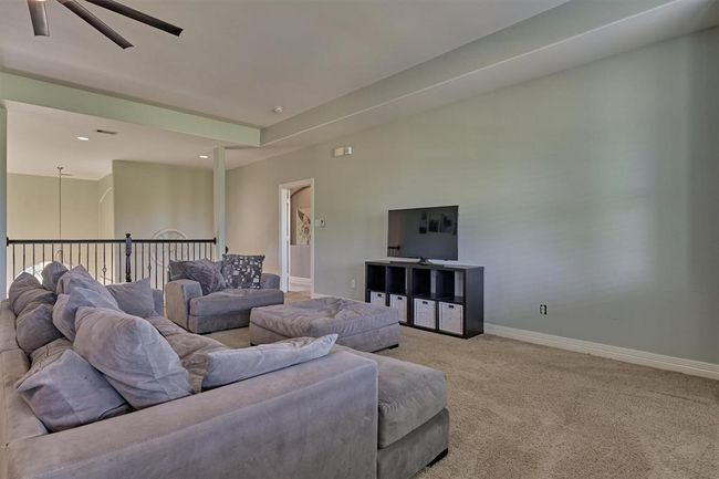 20210 Mariposa Blue Ln, House other with 6 bedrooms, 4 bathrooms and 3 parking in Cypress TX | Image 20