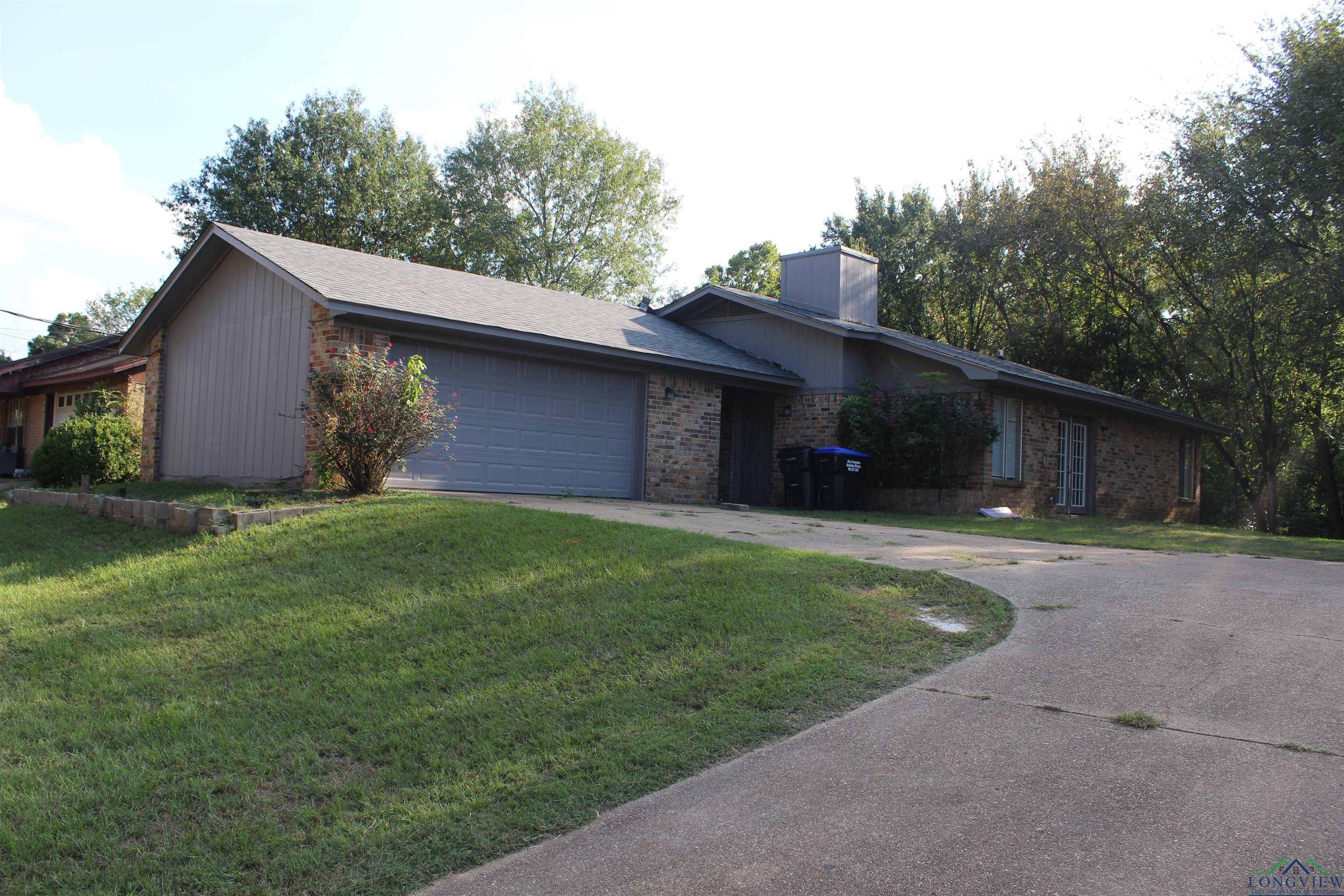 Princeton Dr, Longview, TX 75601