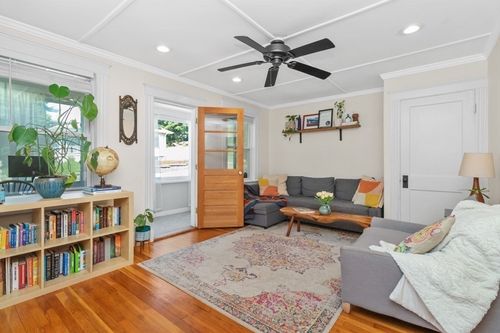 1-107 Lexington St, Watertown, MA, 02472-1751 | Card Image