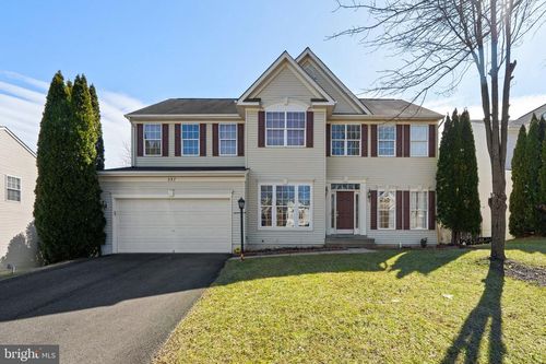 257 Hidden Creek Ln, WARRENTON, VA, 20186-4332 | Card Image
