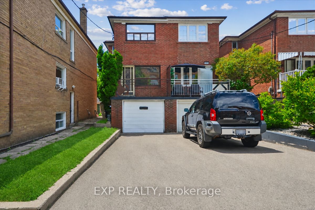 Residential in Toronto C03