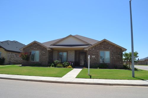 711 N 3rd St, Wolfforth, TX, 79382-2971 | Card Image