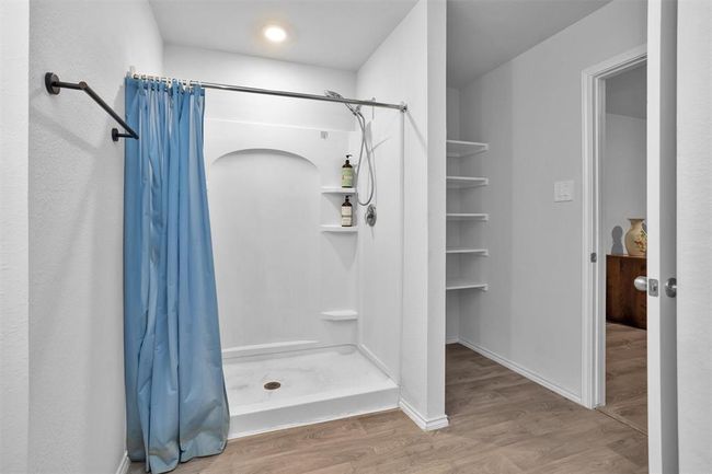 127 Barton Creek Dr, House other with 4 bedrooms, 2 bathrooms and 2 parking in Huntsville TX | Image 22