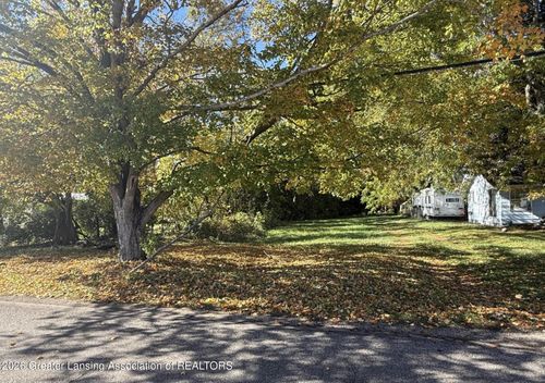 644 Matteson St, Bronson, MI, 49028-9701 | Card Image