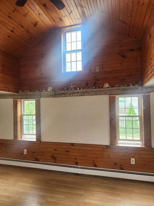 1-92 Main St, Hopkinton, MA, 01748-1128 | Card Image