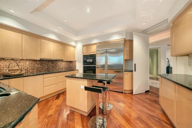 APT-801 - 990 Blvd Of The Arts, Condo with 3 bedrooms, 4 bathrooms and null parking in Sarasota FL | Image 15