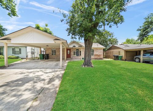 1411 Pleasantville Dr, Houston, TX, 77029-3207 | Card Image