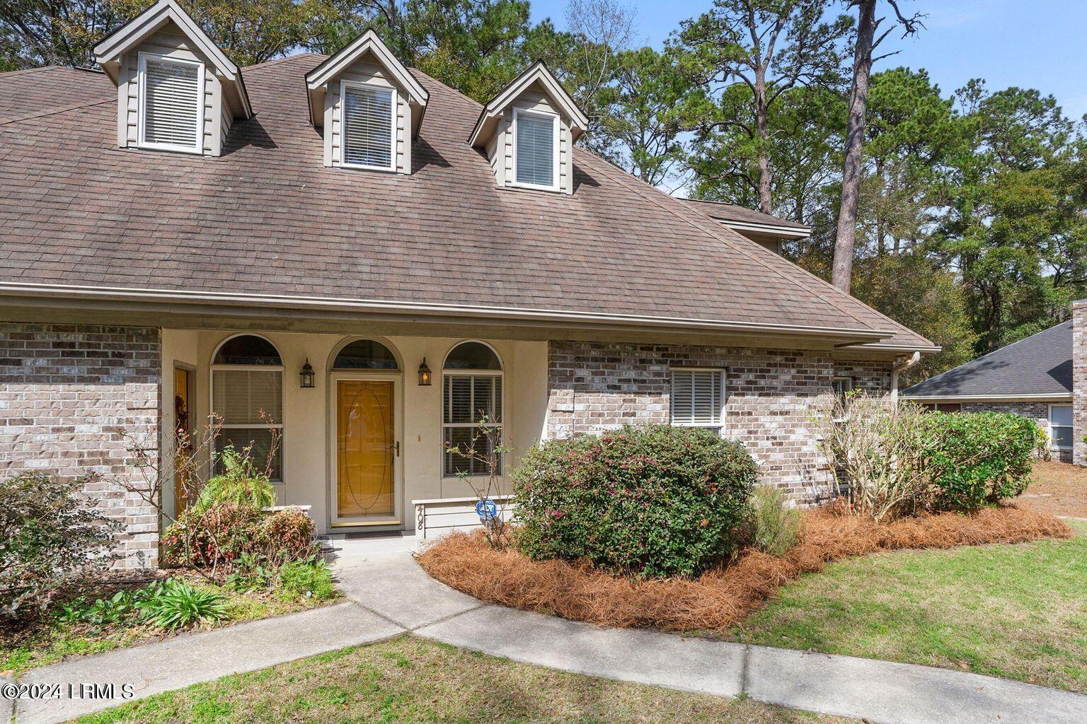 Joshua Ct, Beaufort, SC 29902
