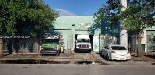 4811-4811 Nw 35th Ave, Miami, FL, 33142-3903 | Card Image