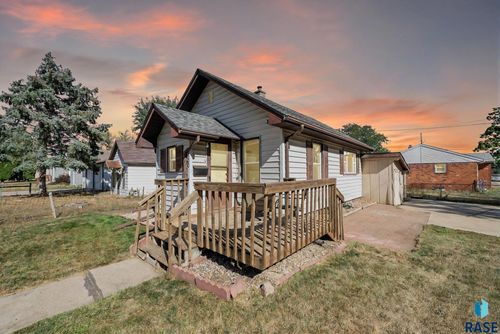 700 N Mable Ave Avenue, Sioux Falls, SD, 57103 | Card Image