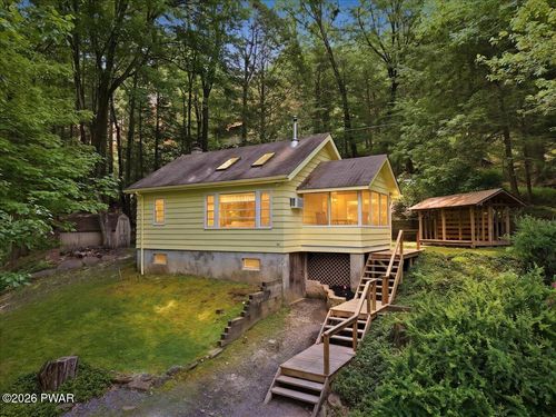 123 Timber Trail, Greentown, PA, 18426 | Card Image