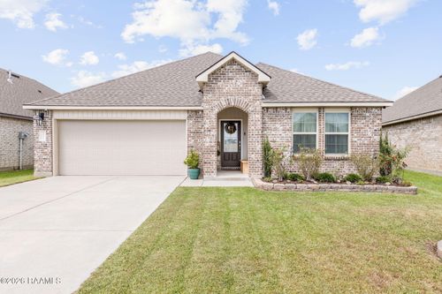 1714 Highland Dr, New Iberia, LA, 70560-0935 | Card Image