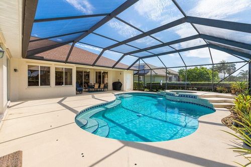 212 Sw Whitewood Dr, Port St Lucie, FL, 34953-8200 | Card Image