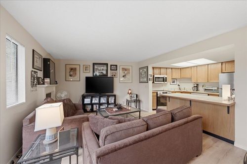 24-11900 228 St, Maple Ridge, BC, V2X6L9 | Card Image